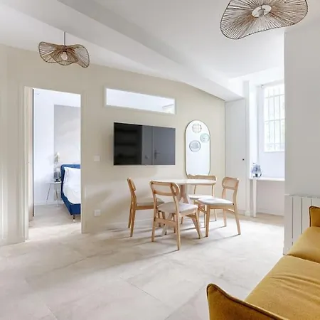 Mykeypers - Chic&cozy Flat 4p - République Parigi