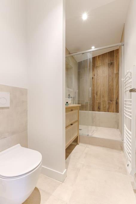 Mykeypers - Chic & Cozy Flat 4p - Republique Parigi